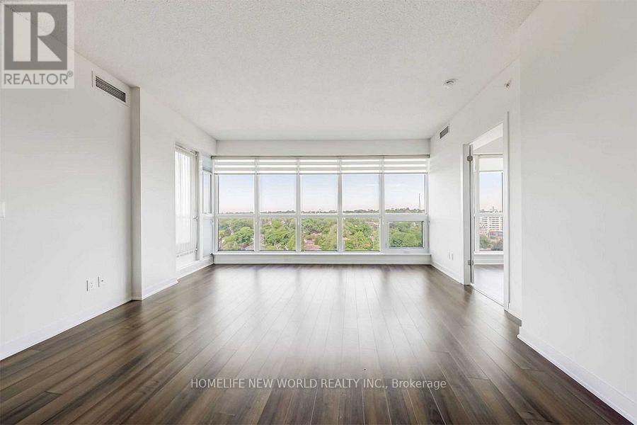 Photo 2 of 1308 60 Berwick Avenue, Toronto ON