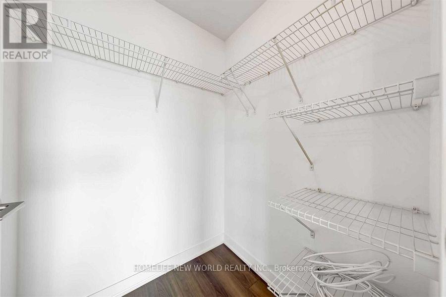 Photo 18 of 1308 60 Berwick Avenue, Toronto ON