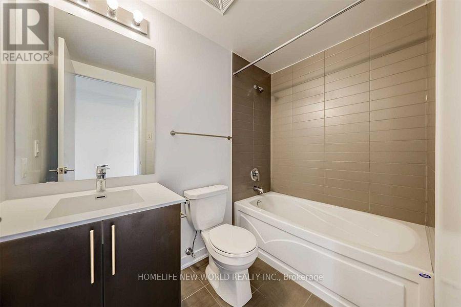 Photo 11 of 1308 60 Berwick Avenue, Toronto ON