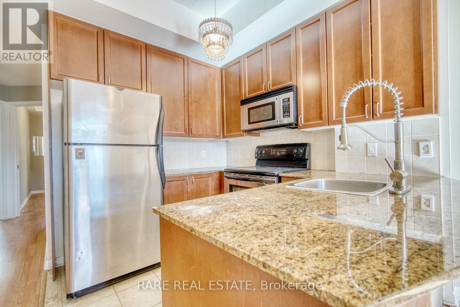 Photo 1 of Th 05 70 Carr Street, Toronto ON