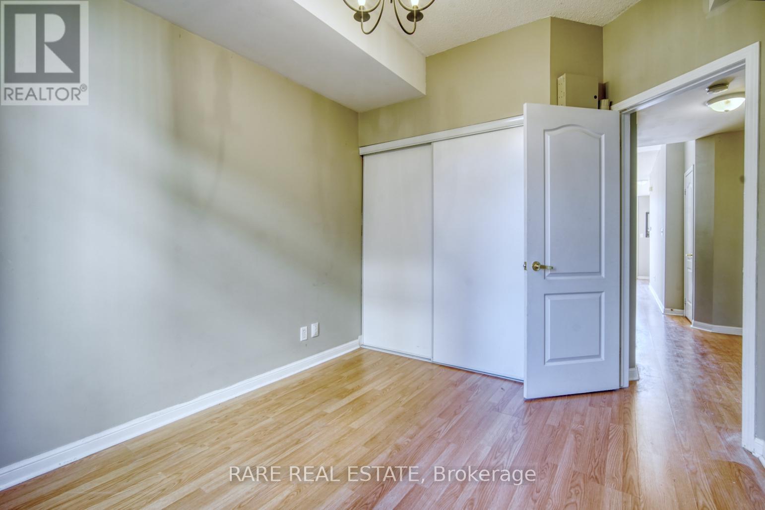 Photo 9 of Th 05 70 Carr Street, Toronto ON