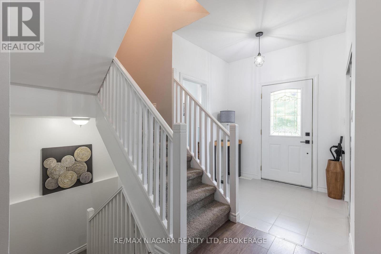Photo 1 of 203 Cambridge Road E, Fort Erie ON