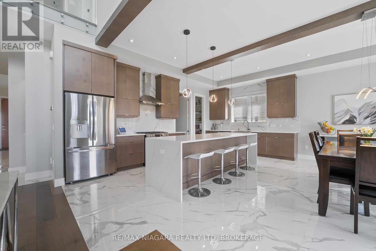 Photo 15 of 90 Millpond Road, Niagaraonthelake ON