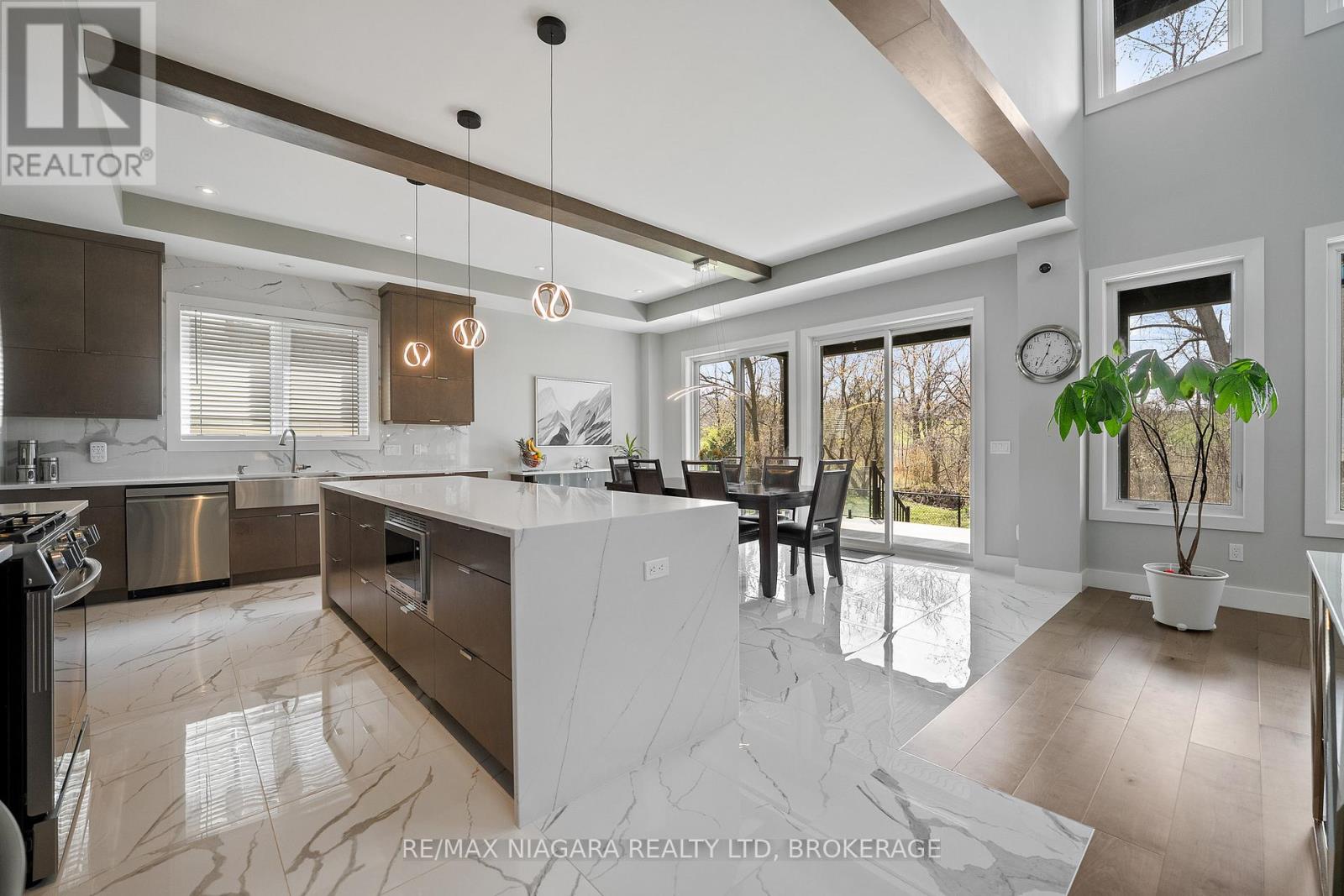 Photo 16 of 90 Millpond Road, Niagaraonthelake ON