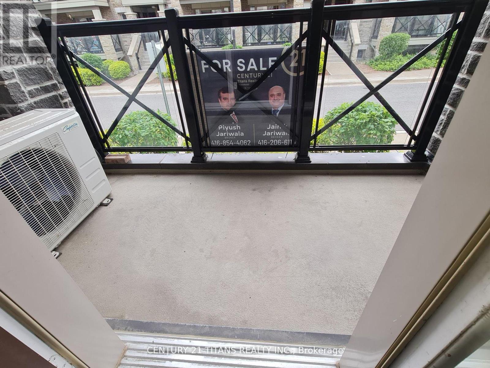 Photo 5 of 818 1 Blanche Lane, Markham ON