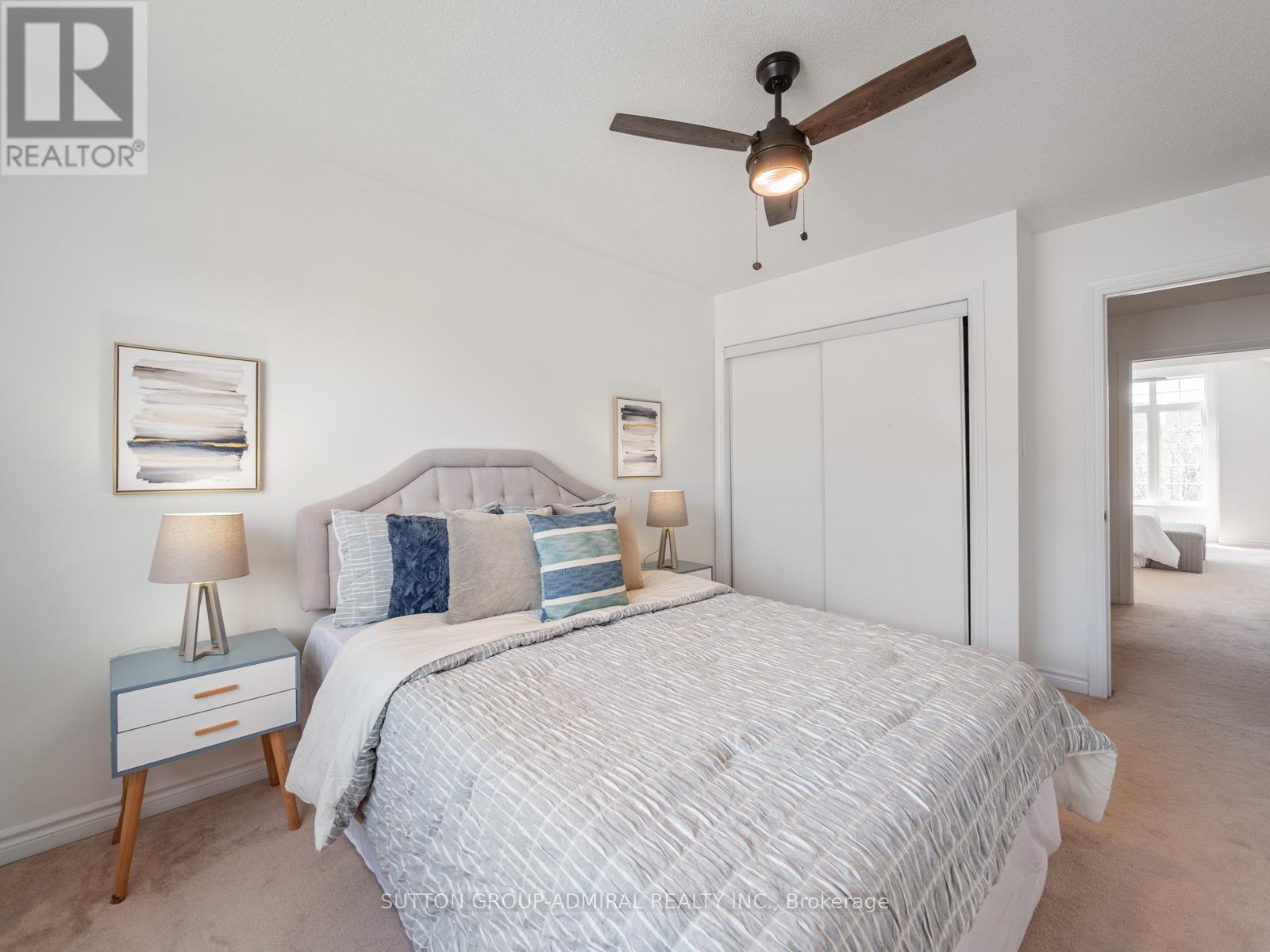 Photo 25 of 175 Gail Parks Crescent, Newmarket ON