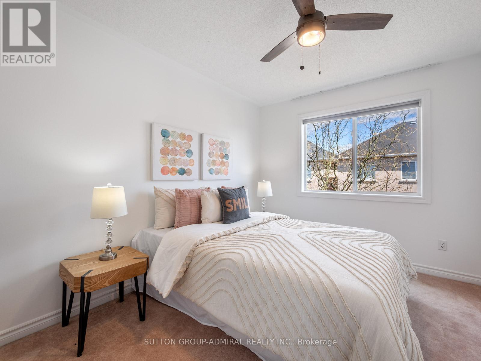 Photo 34 of 175 Gail Parks Crescent, Newmarket ON