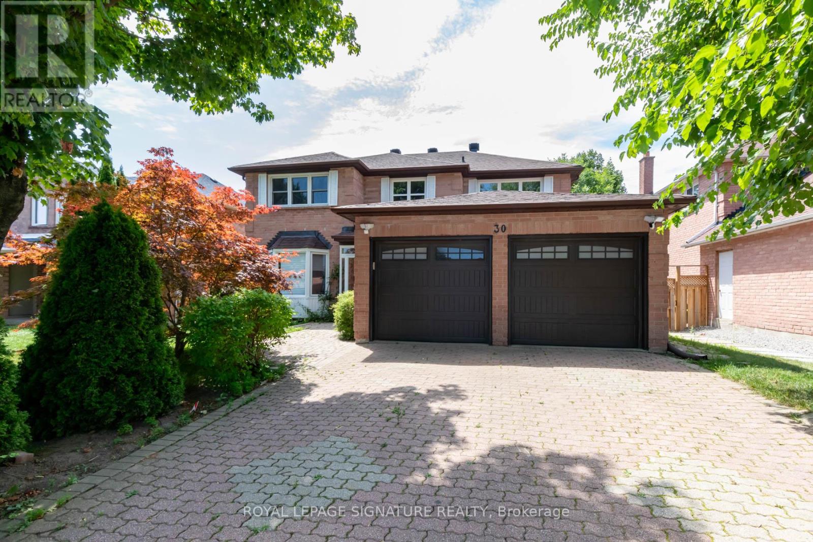 Photo 18 of Bsmt 30 Larratt Lane, Richmond Hill ON