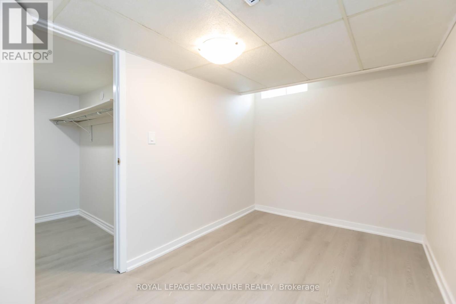 Photo 11 of Bsmt 30 Larratt Lane, Richmond Hill ON