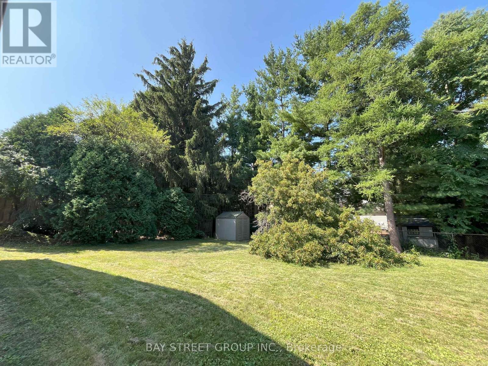 Photo 11 of Upper Unit 80 Hostein Drive, Hamilton ON