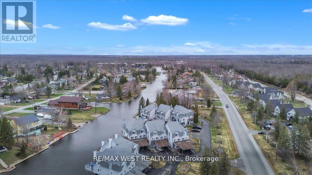 Photo 4 of 9 24 Laguna Parkway, Ramara ON