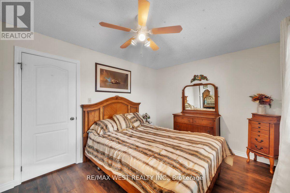 Photo 1 of 9 24 Laguna Parkway, Ramara ON