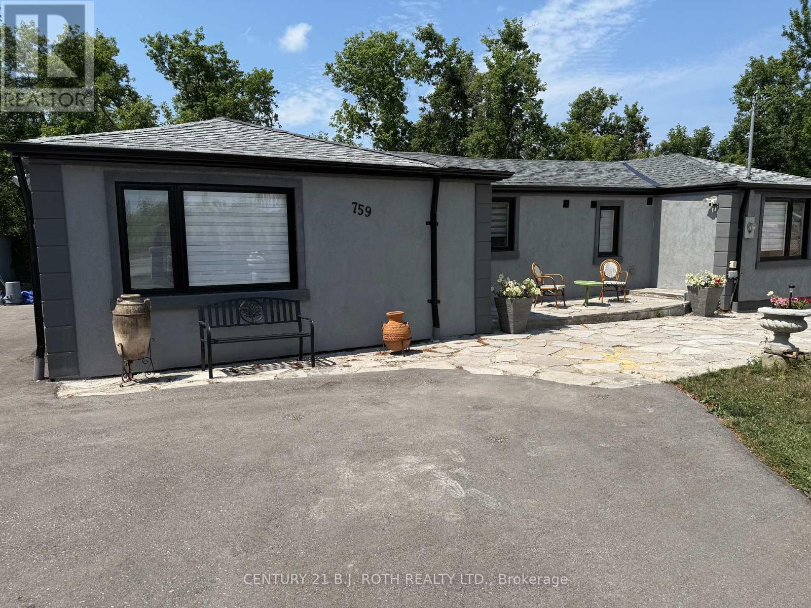 Photo 11 of 759 Essa Road, Barrie ON