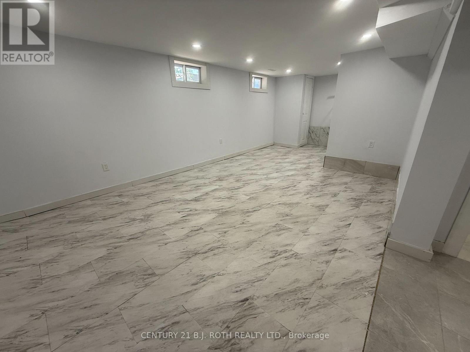 Photo 6 of 759 Essa Road, Barrie ON