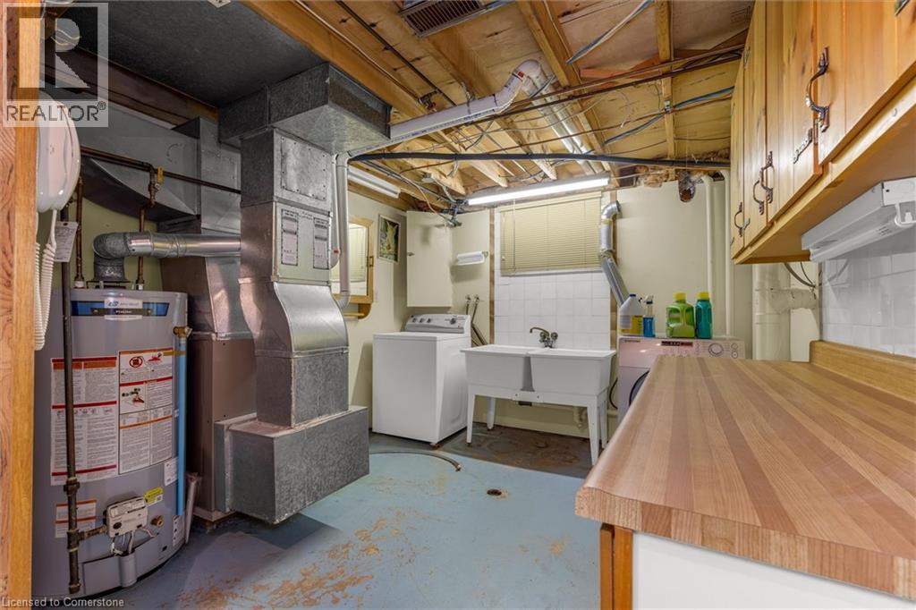 Photo 10 of 120 Ravenbury Drive, Hamilton ON