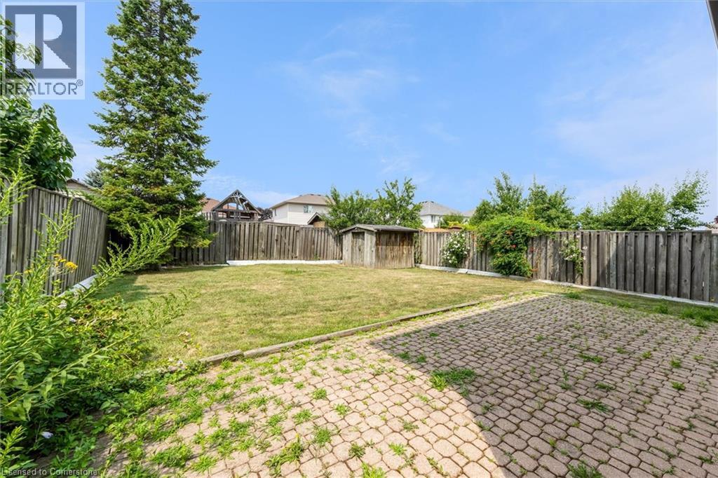 Photo 6 of 120 Ravenbury Drive, Hamilton ON