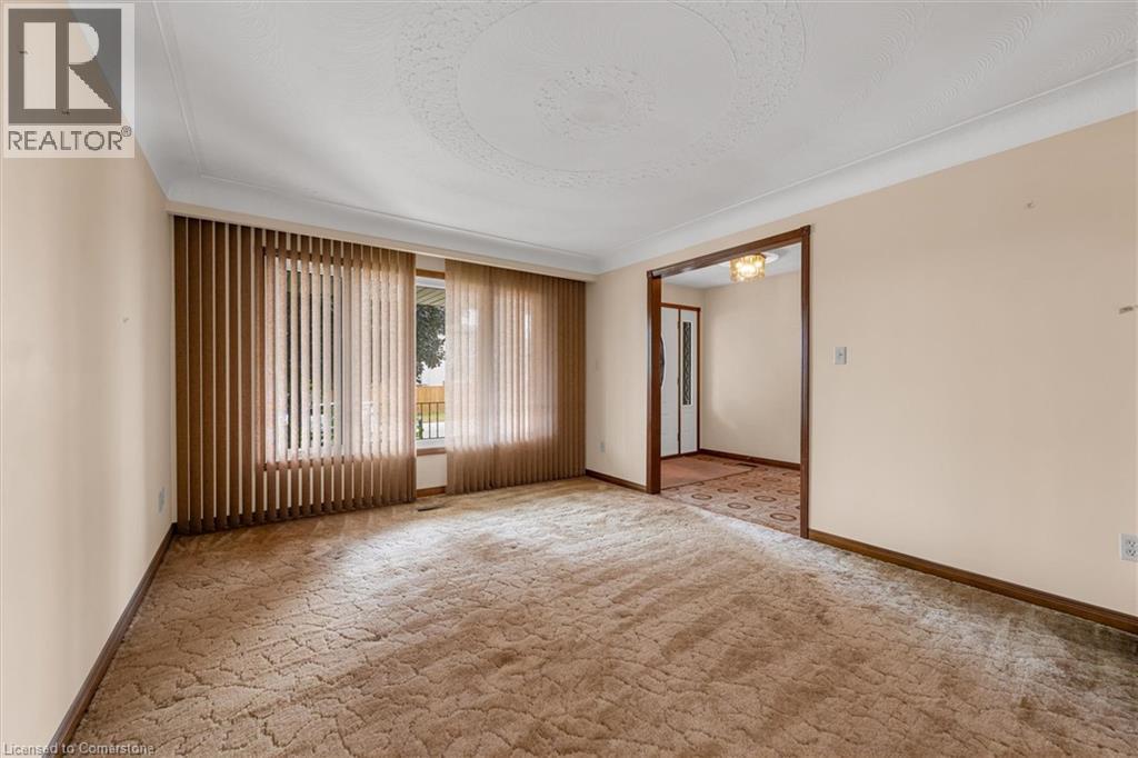 Photo 31 of 120 Ravenbury Drive, Hamilton ON