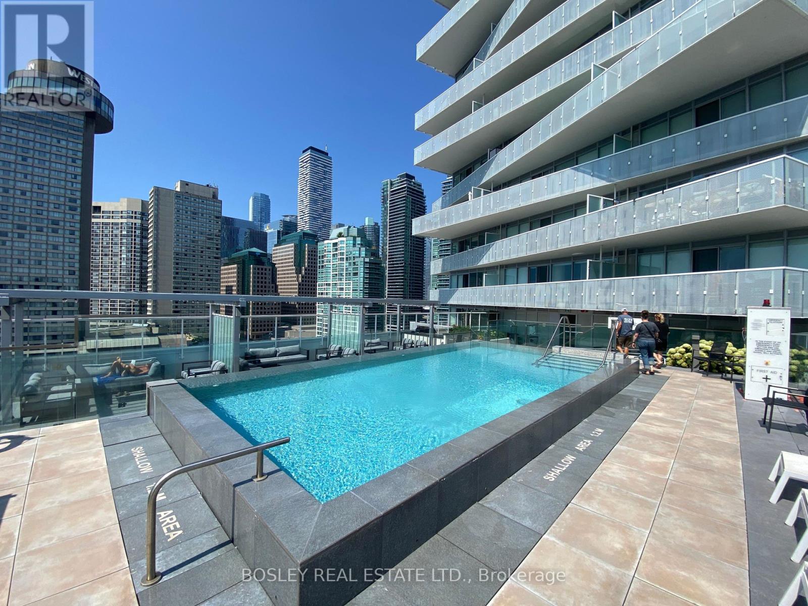 Photo 7 of 311 15 Queens Quay E, Toronto ON