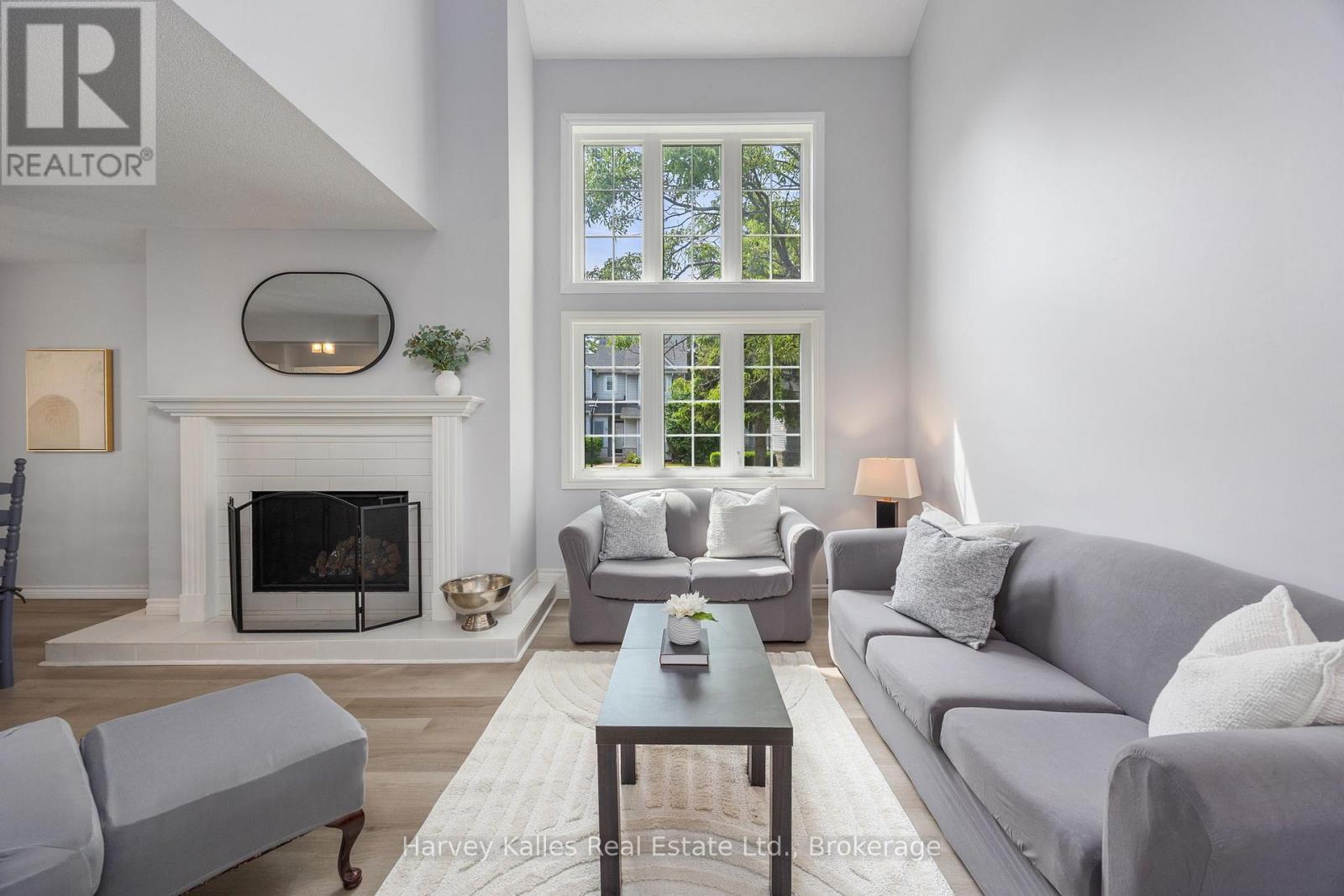 Photo 15 of 37 146 Settlers Way, Blue Mountains ON
