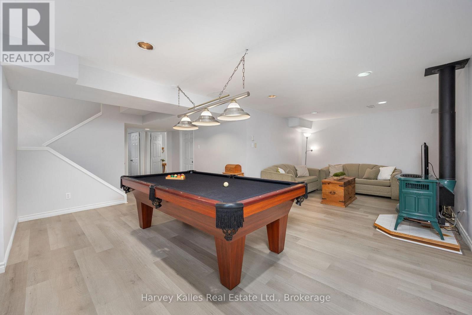Photo 30 of 37 146 Settlers Way, Blue Mountains ON