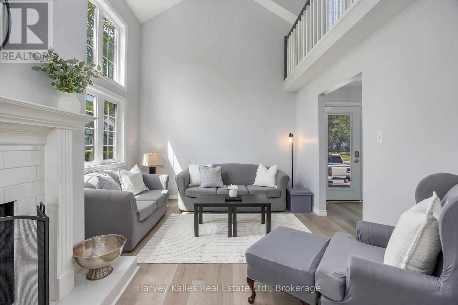 Photo 8 of 37 146 Settlers Way, Blue Mountains ON