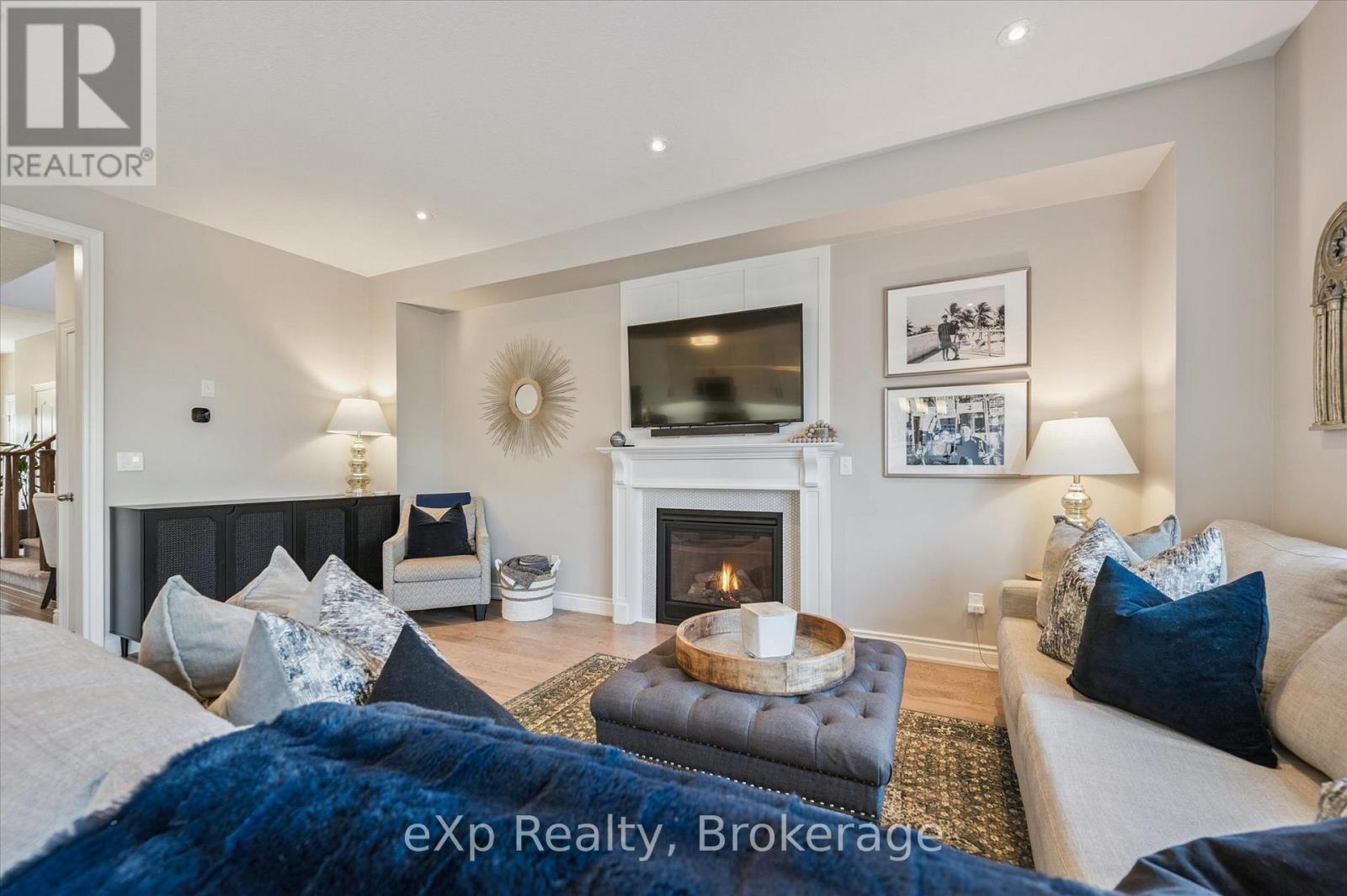 Photo 41 of 15 Ryan Street, Centre Wellington ON