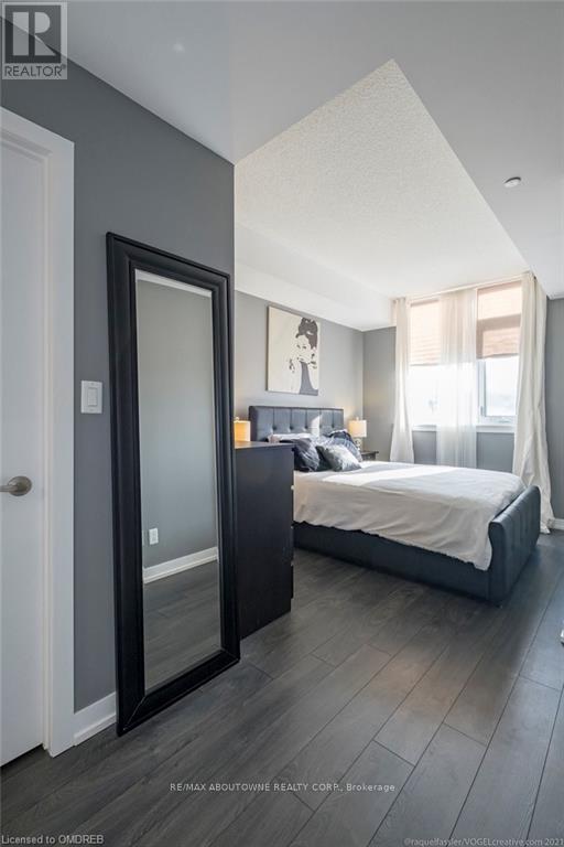 Photo 25 of 211 1284 Guelph Line, Burlington ON