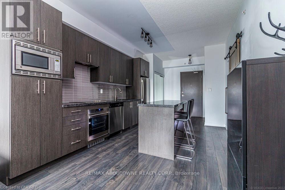 Photo 22 of 211 1284 Guelph Line, Burlington ON