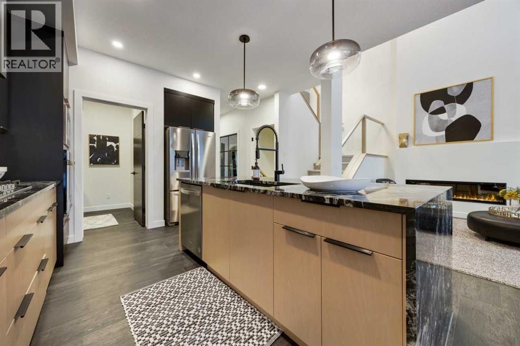 Photo 11 of 28 Snowberry Lane, Okotoks AB