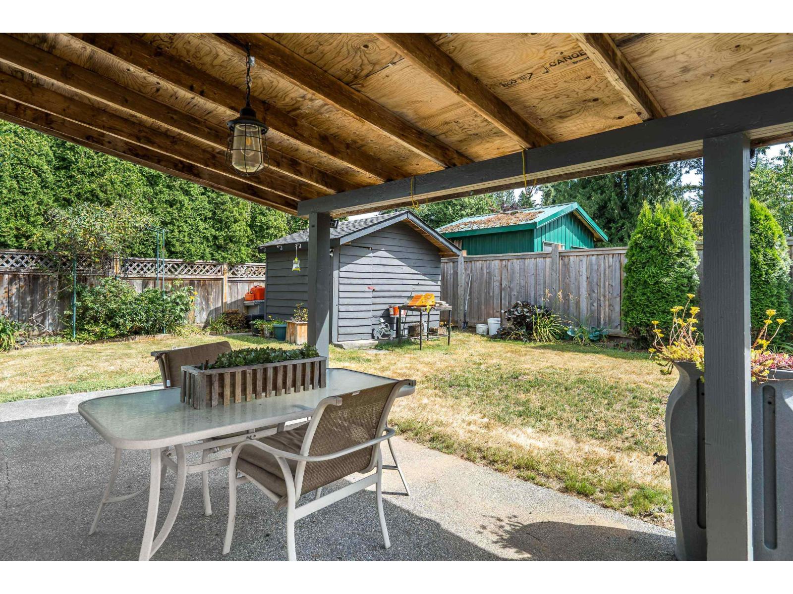 Photo 32 of 19934 45 A Avenue, Langley BC