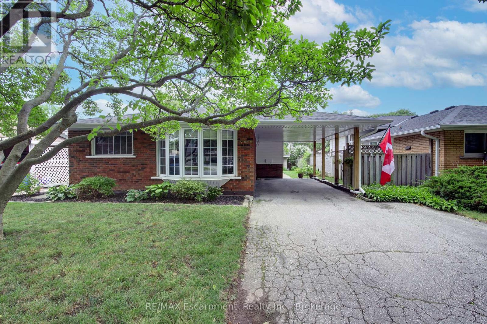 Photo 48 of 2410 Tait Avenue, Burlington ON