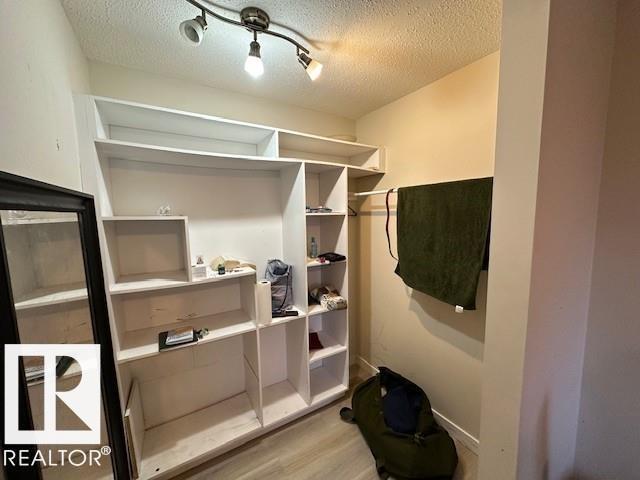 Photo 15 of 11 14110 80 St Nw, Edmonton AB