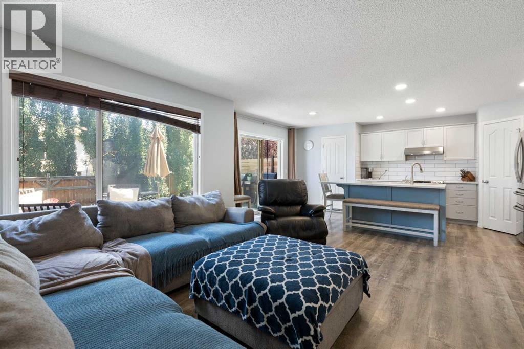 Photo 4 of 23 Auburn Bay Place Se, Calgary AB