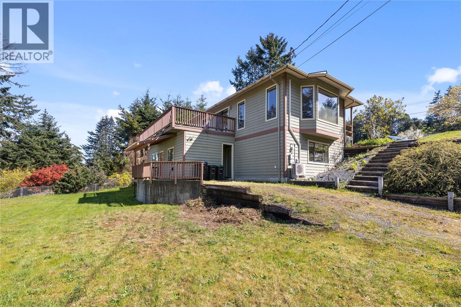 Photo 8 of 7496 Clark Cres, Lantzville BC