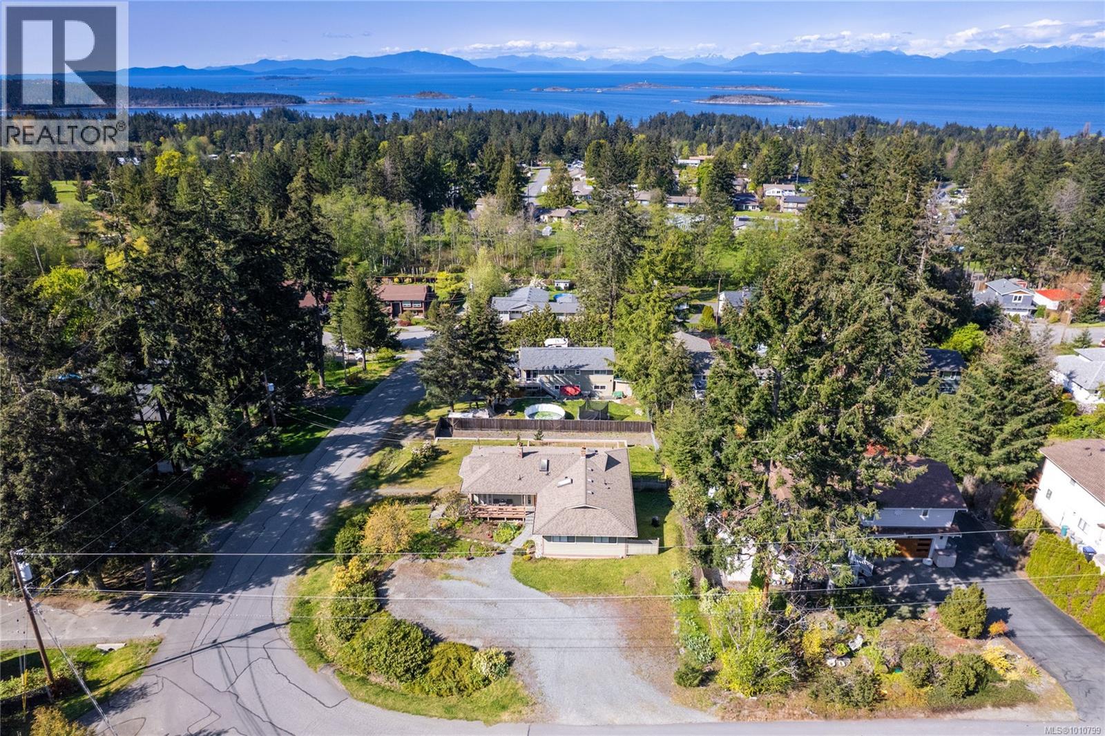 Photo 54 of 7496 Clark Cres, Lantzville BC