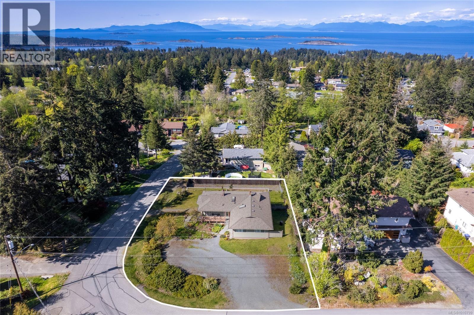 Photo 27 of 7496 Clark Cres, Lantzville BC
