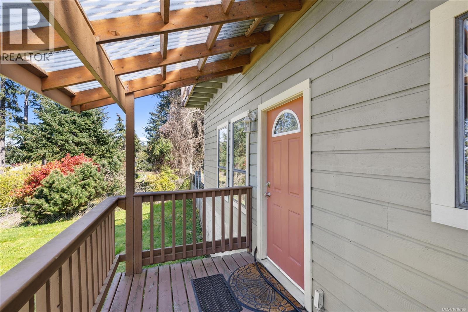 Photo 20 of 7496 Clark Cres, Lantzville BC