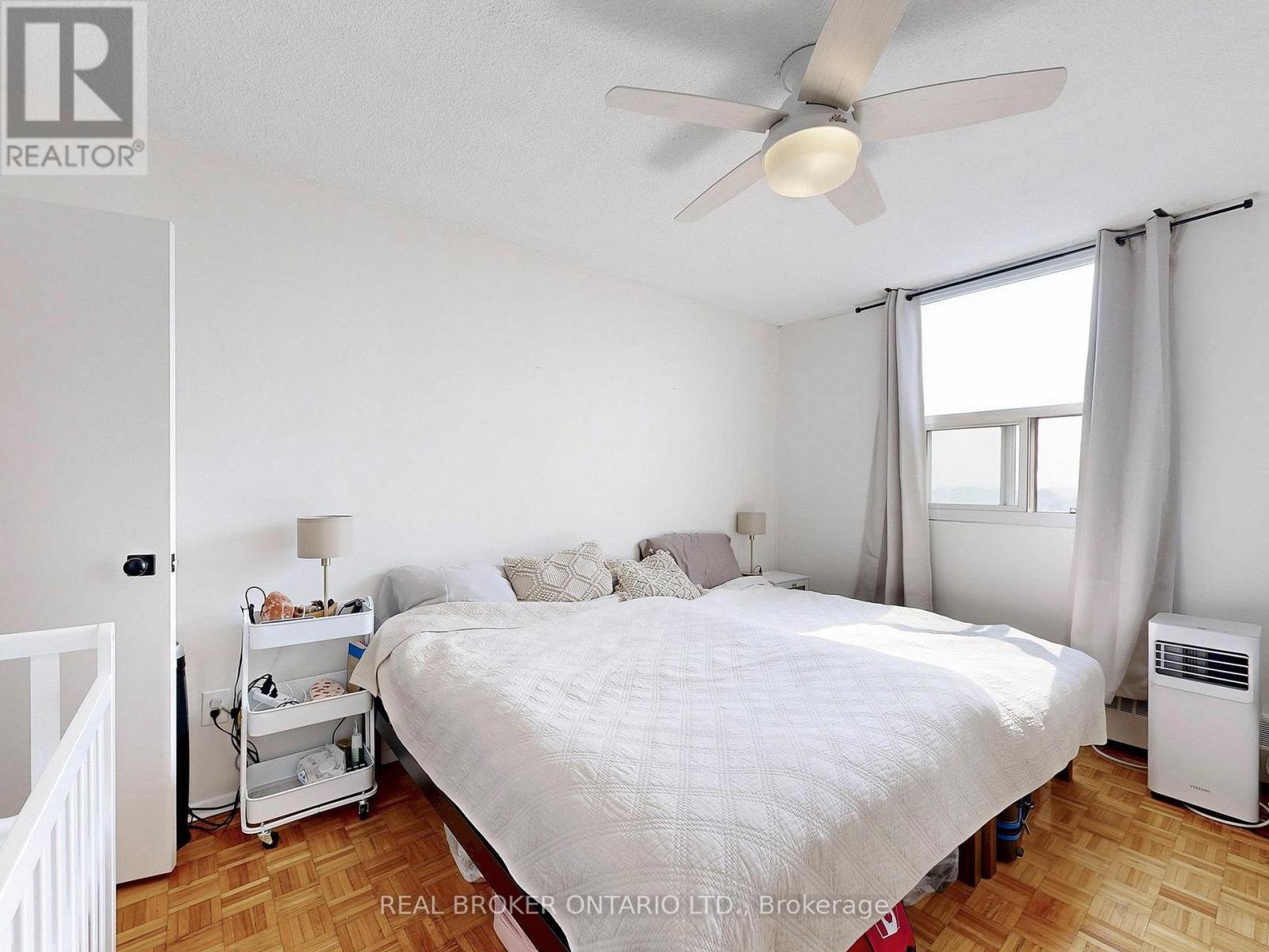 Photo 11 of 906 1338 York Mills Road, Toronto ON