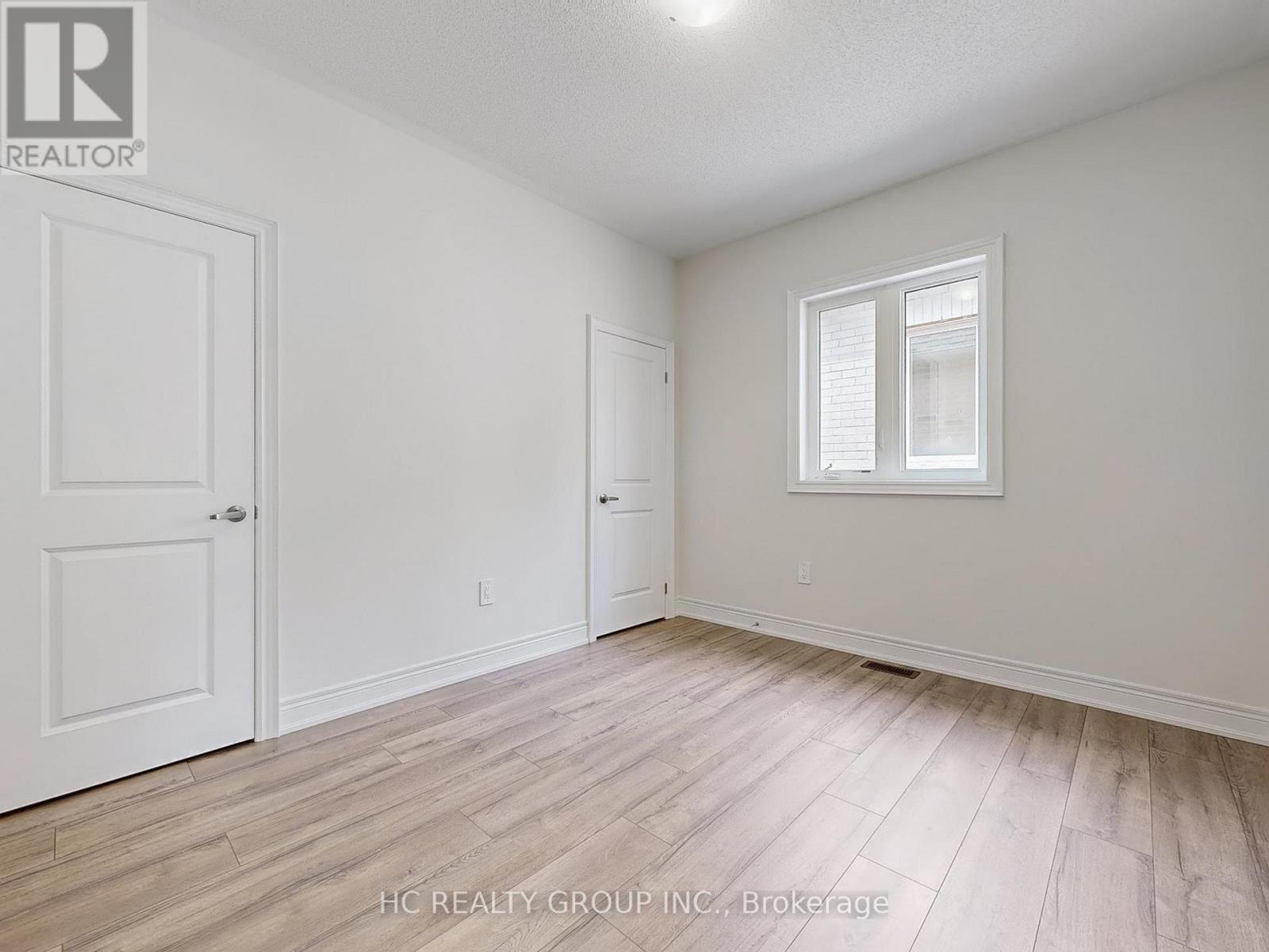 Photo 19 of 2941 Grindstone Crescent, Pickering ON