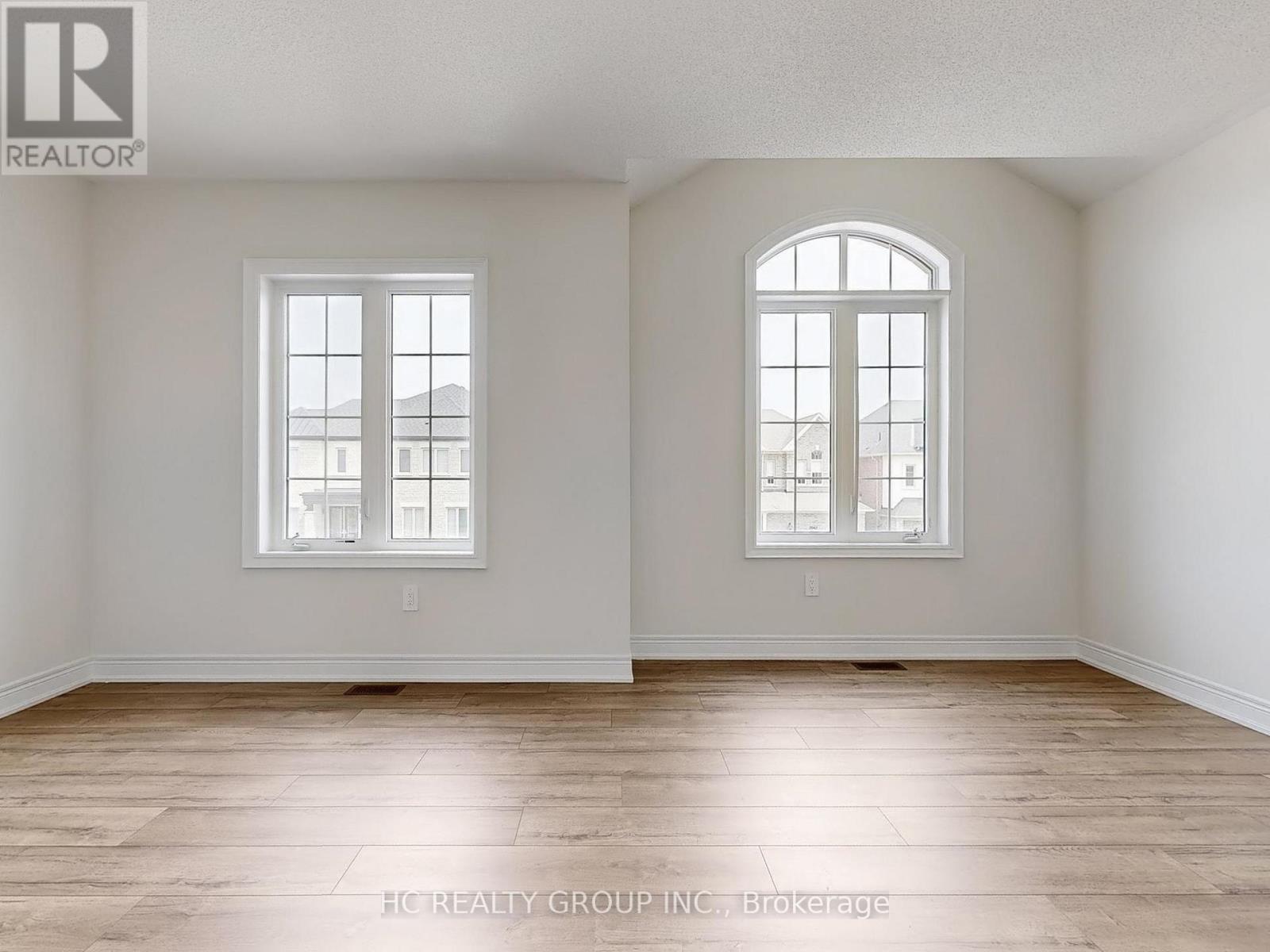Photo 24 of 2941 Grindstone Crescent, Pickering ON