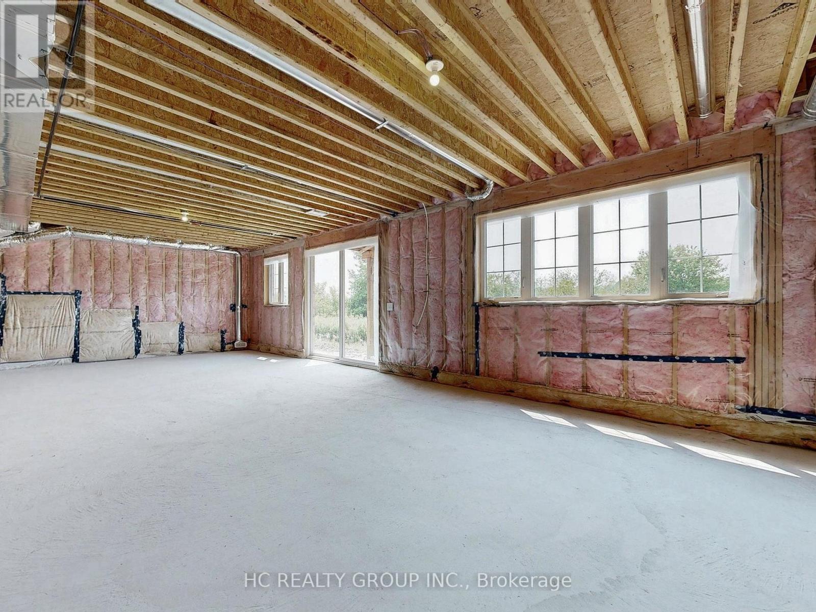 Photo 32 of 2941 Grindstone Crescent, Pickering ON