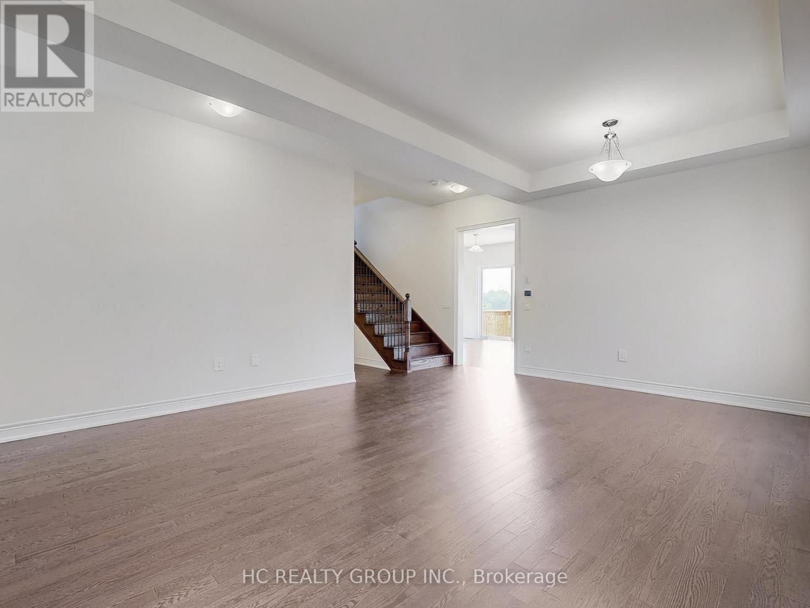 Photo 6 of 2941 Grindstone Crescent, Pickering ON
