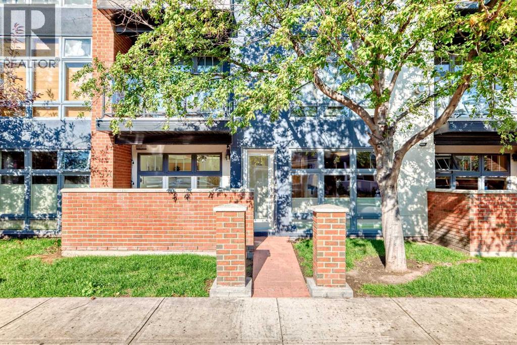 Single Family House for Sale in    Street NE Renfrew Calgary 