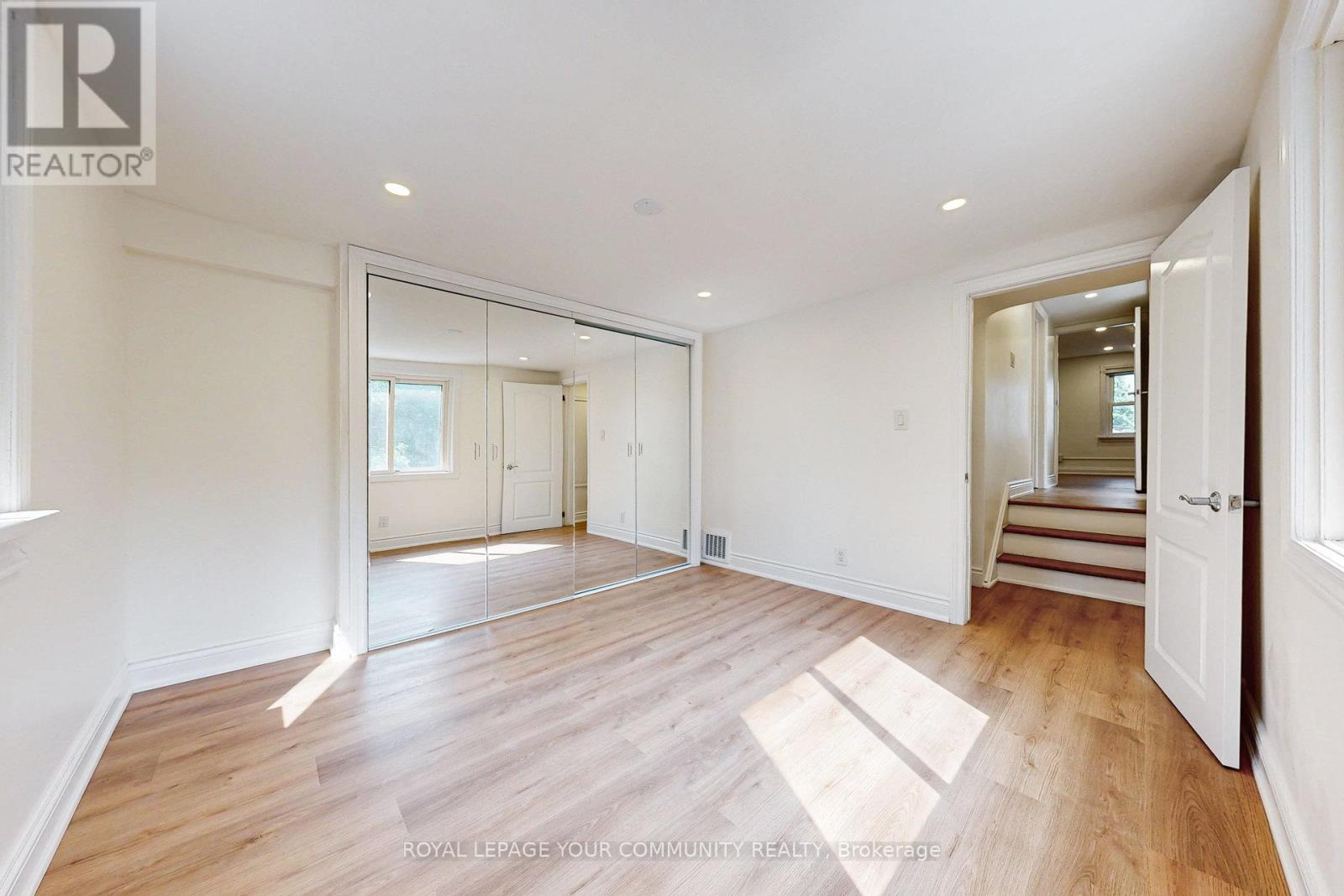Photo 19 of 83 Lundys Lane, Newmarket ON