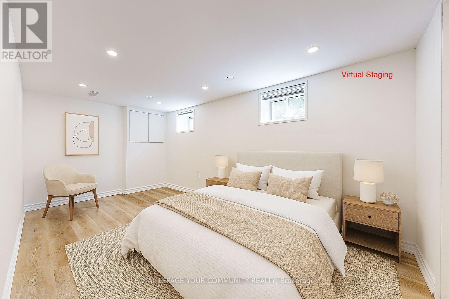 Photo 35 of 83 Lundys Lane, Newmarket ON