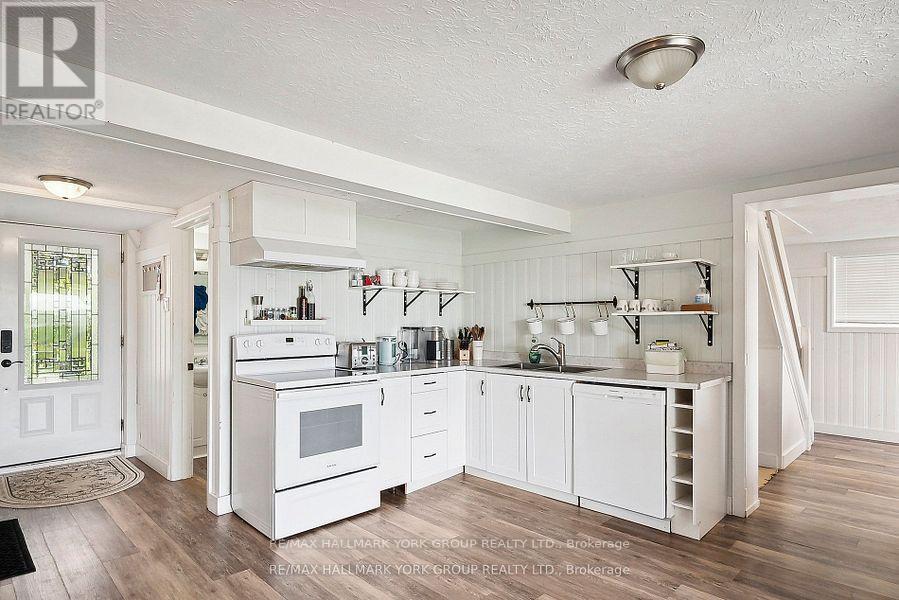 Photo 33 of 42 Lighthouse Crescent, Tay ON