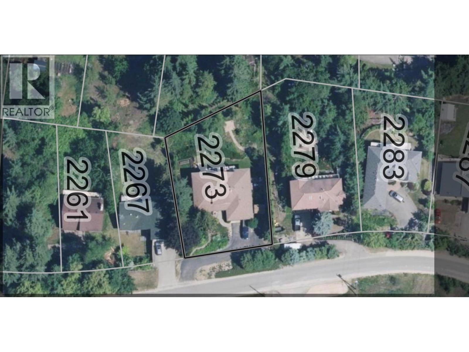 Photo 41 of 2273 Lakeview Drive, Sorrento BC