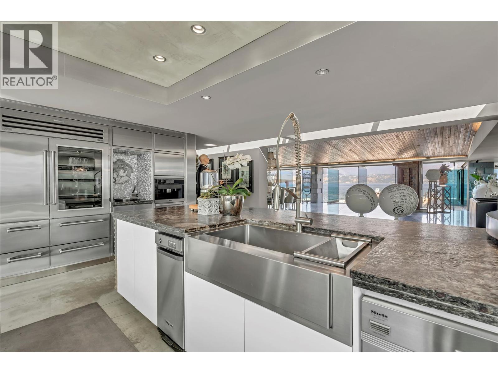 4358 Hobson Road, Kelowna