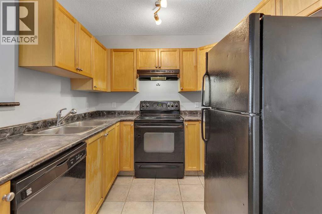 Photo 29 of 6307 304 Mackenzie Way Sw, Airdrie AB