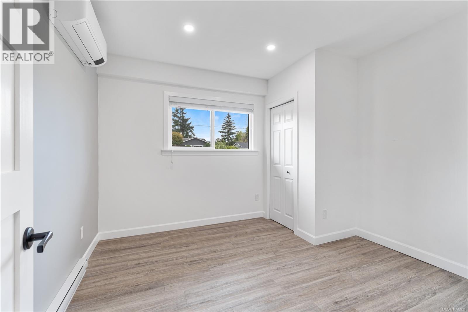 Photo 24 of 250 Cedar St, Parksville BC